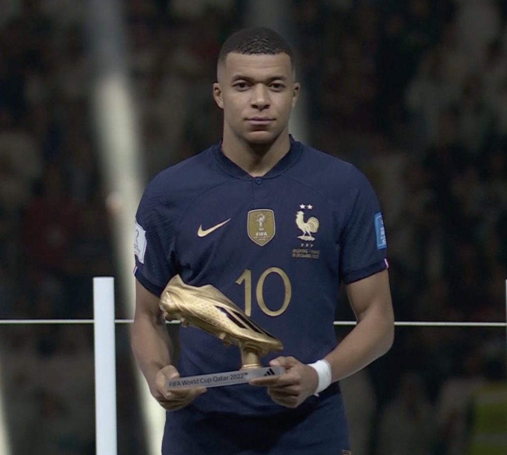 mbappe football boots 2019